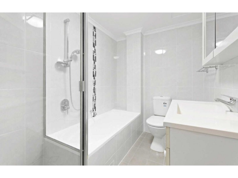 7/37 Memorial Avenue, Merrylands NSW 2160