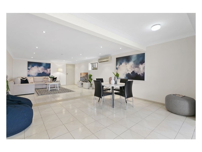 21 Slim Place, Constitution Hill NSW 2145