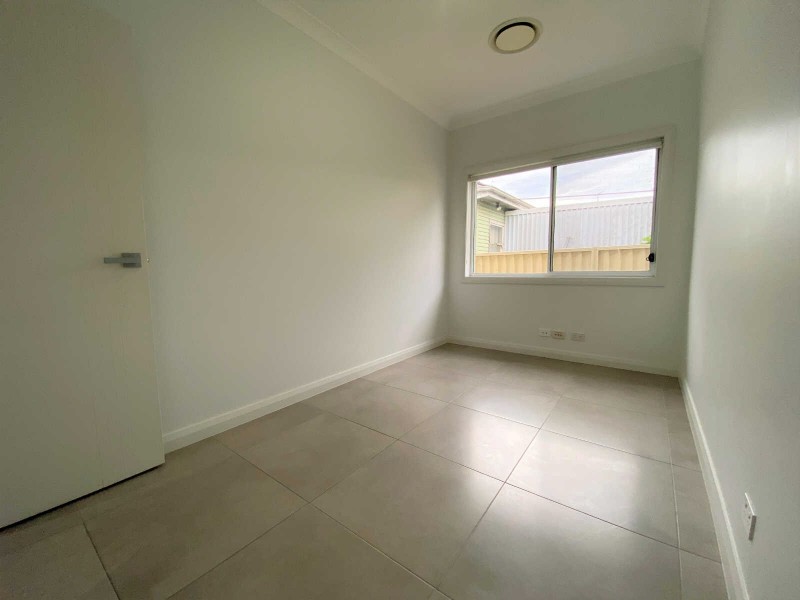 8  Sandra Street, Woodpark NSW 2164