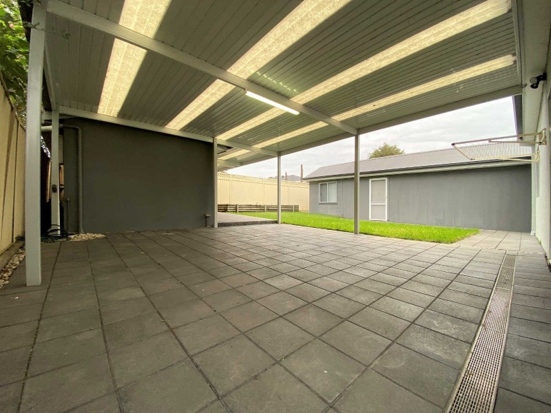 8  Sandra Street, Woodpark NSW 2164