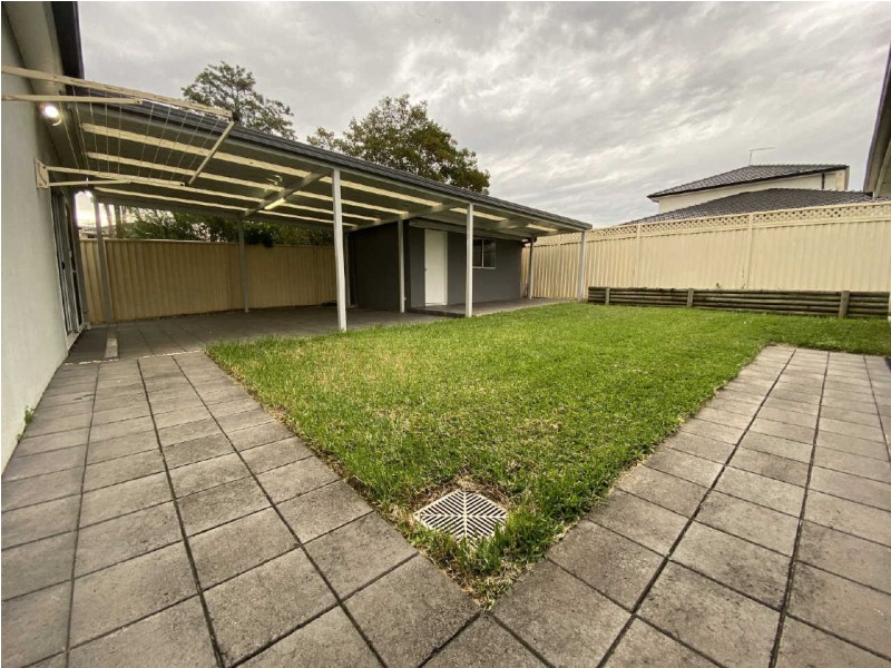 8  Sandra Street, Woodpark NSW 2164