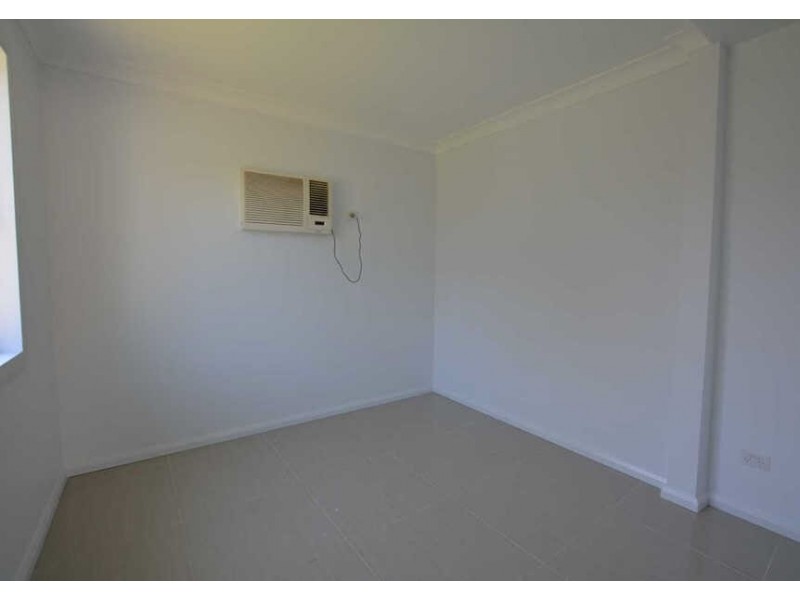 8  Sandra Street, Woodpark NSW 2164