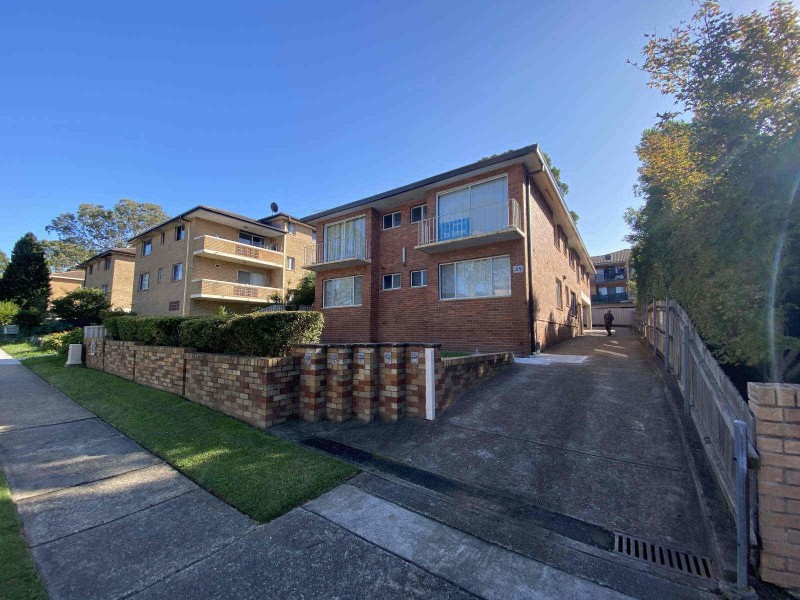 4/25  Sheffield Street, Merrylands NSW 2160