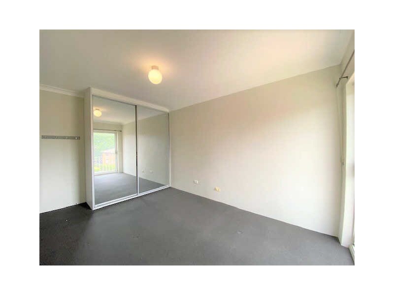 4/25  Sheffield Street, Merrylands NSW 2160