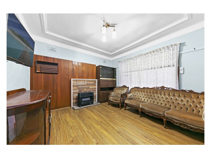 31 Claremont Street, Merrylands NSW 2160