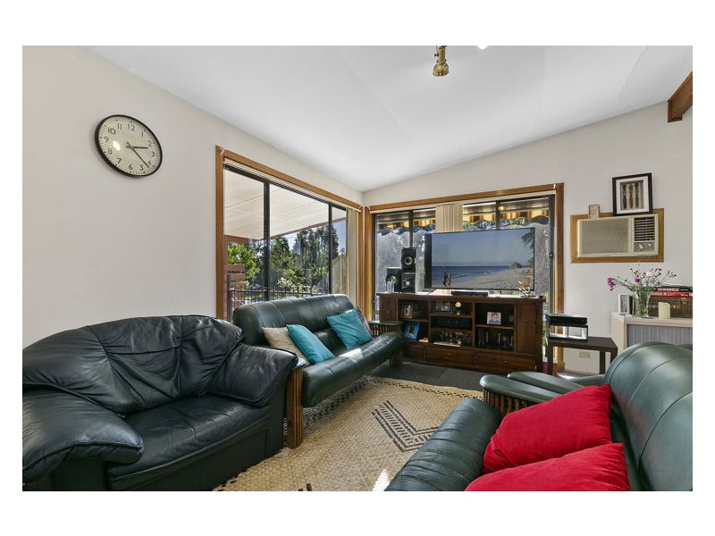 8 Cumberland Road, Greystanes NSW 2145