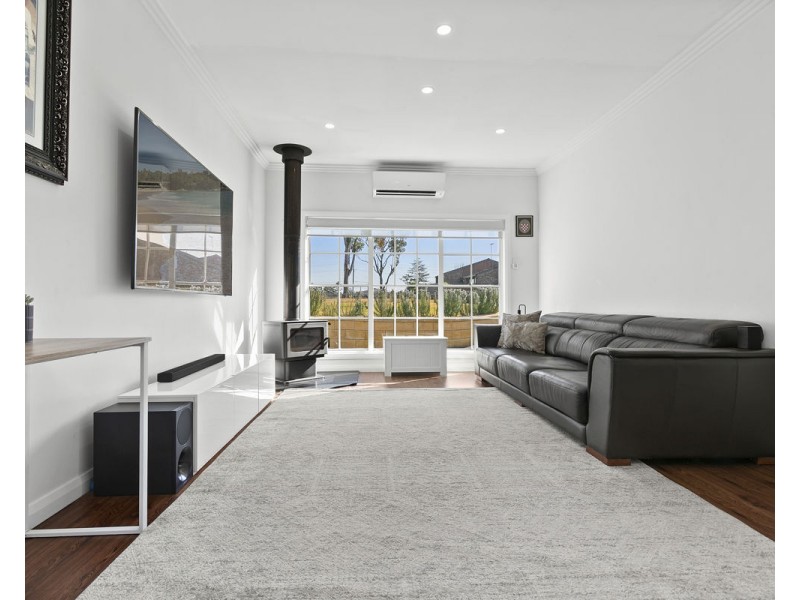 61 Damien Avenue, Greystanes NSW 2145