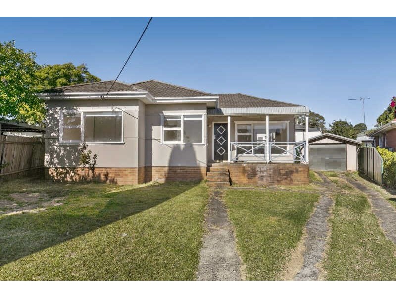 2  Bryson Street, Toongabbie NSW 2146