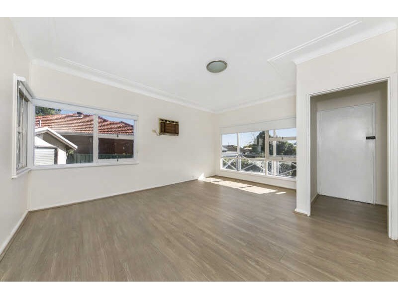 2  Bryson Street, Toongabbie NSW 2146