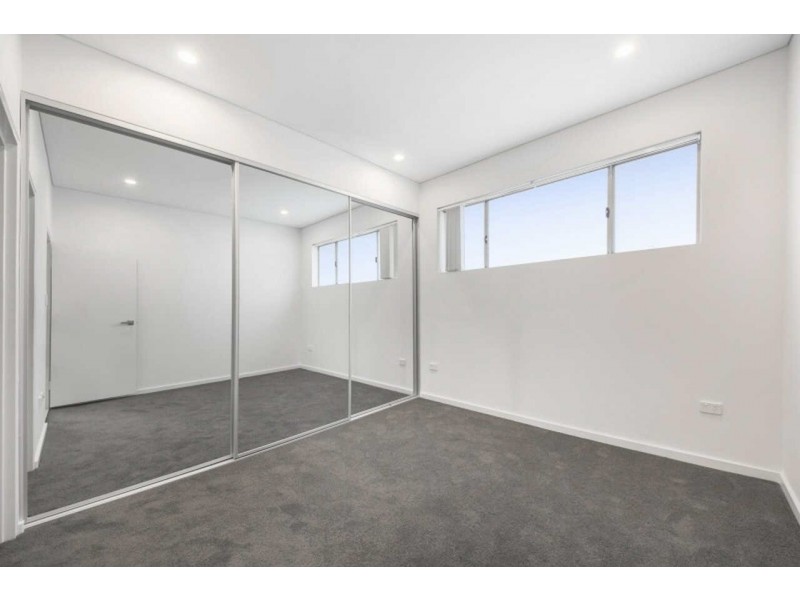 10/271  Dunmore Street, Pendle Hill NSW 2145