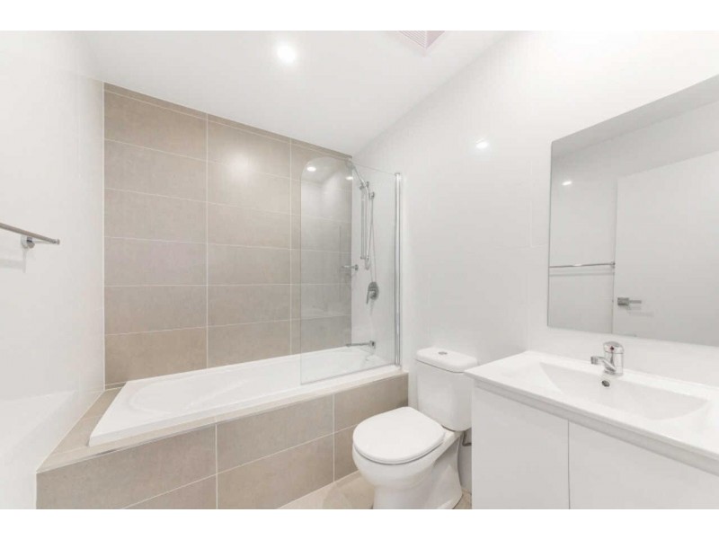 10/271  Dunmore Street, Pendle Hill NSW 2145