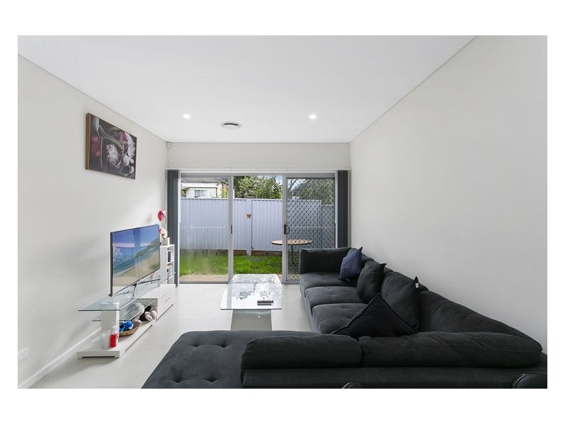 10/129-133 Dunmore Street, Wentworthville NSW 2145