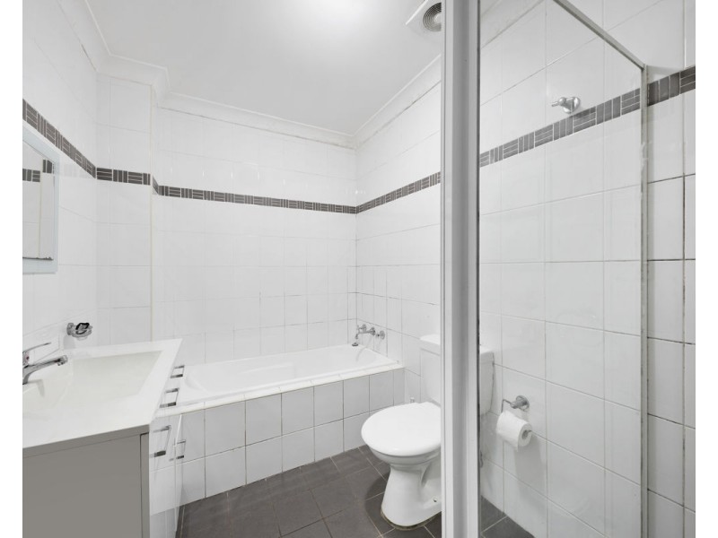 7/2-4 Reid Avenue, Westmead NSW 2145