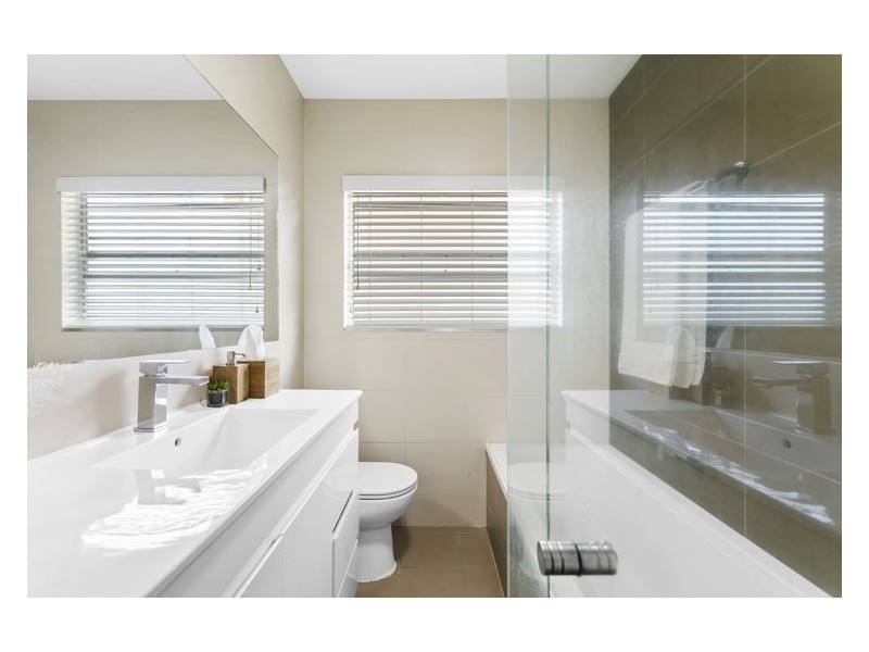 8 Phyllis Crescent, Guildford NSW 2161