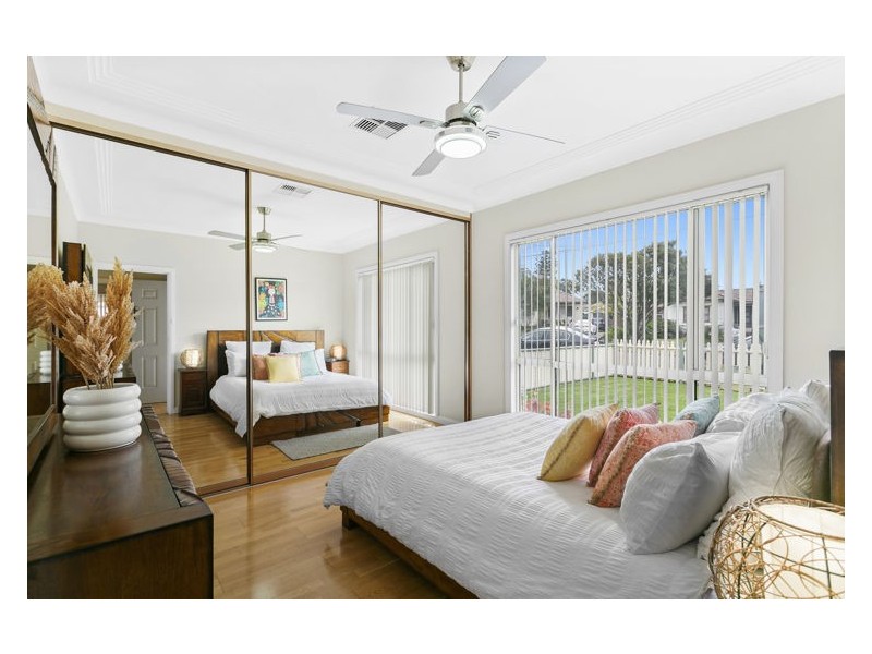 8 Phyllis Crescent, Guildford NSW 2161