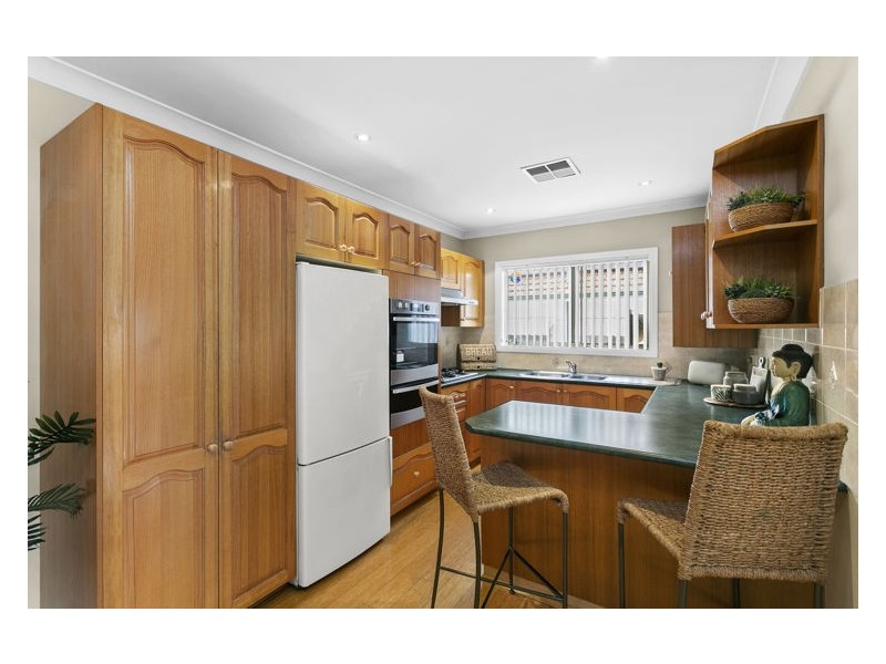 8 Phyllis Crescent, Guildford NSW 2161