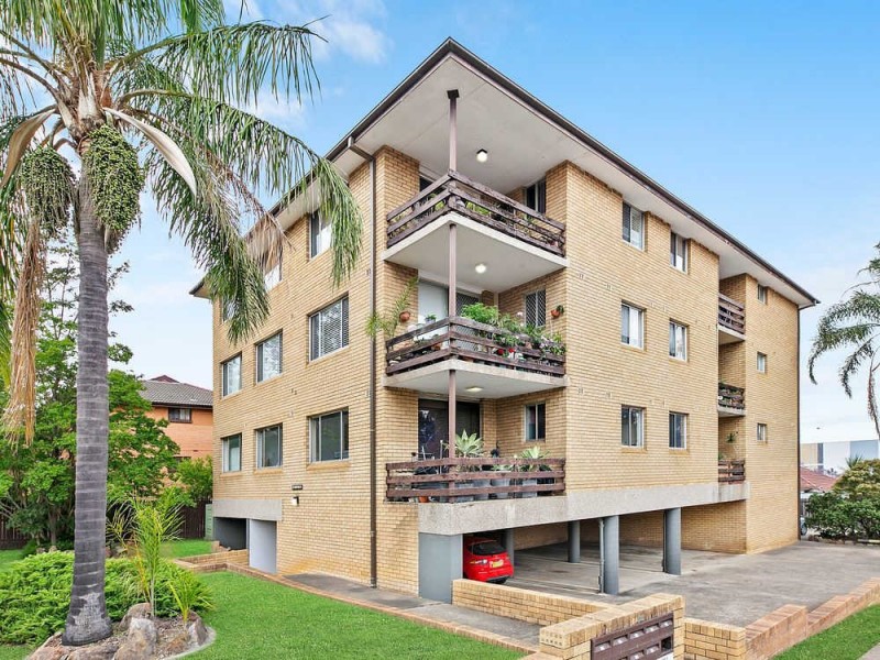 1/52 Sheffield Street, Merrylands NSW 2160