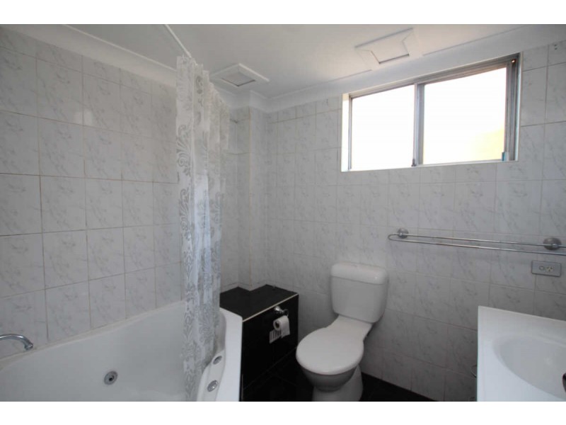1/52 Sheffield Street, Merrylands NSW 2160