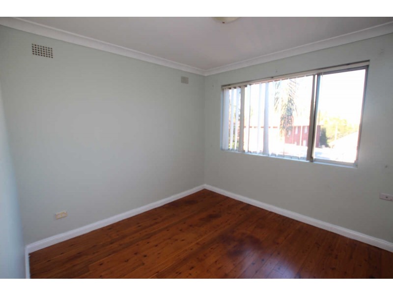 1/52 Sheffield Street, Merrylands NSW 2160