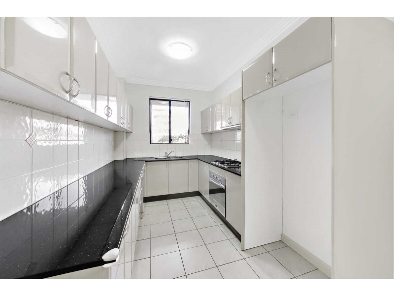 7/2-4 Reid Avenue, Westmead NSW 2145