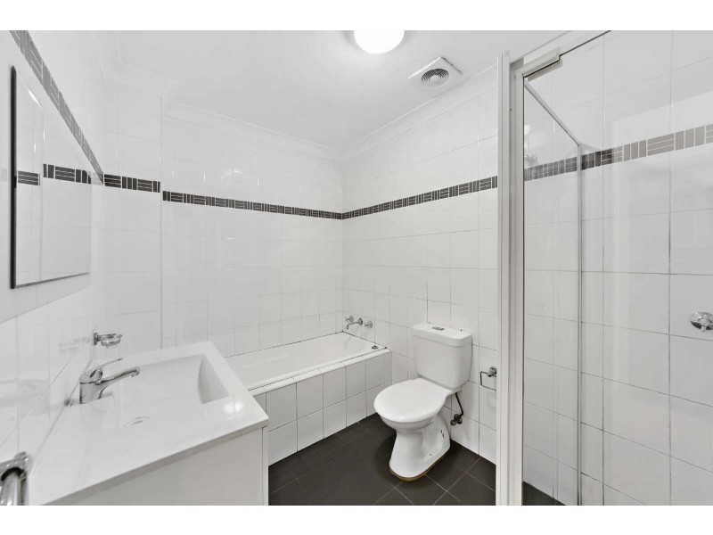 7/2-4 Reid Avenue, Westmead NSW 2145