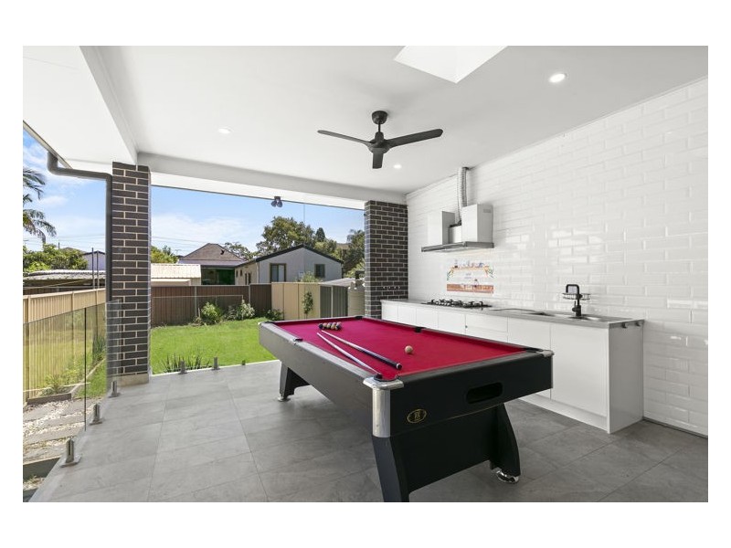 8a Allison Road, Guildford NSW 2161