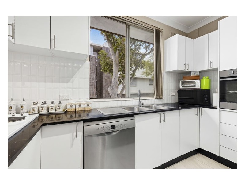 8/25-27 St Ann Street, Merrylands NSW 2160