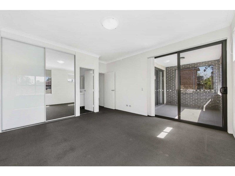5/16  Caroline Street, Westmead NSW 2145