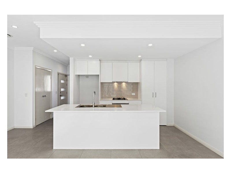 2/51 Stapleton Street, Wentworthville NSW 2145