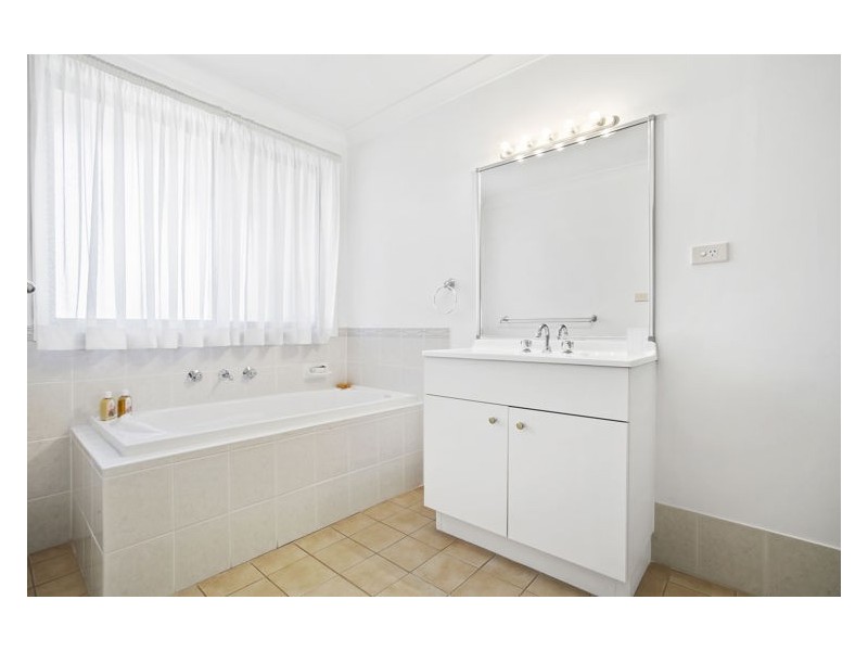 9a Alderney Road, Merrylands NSW 2160