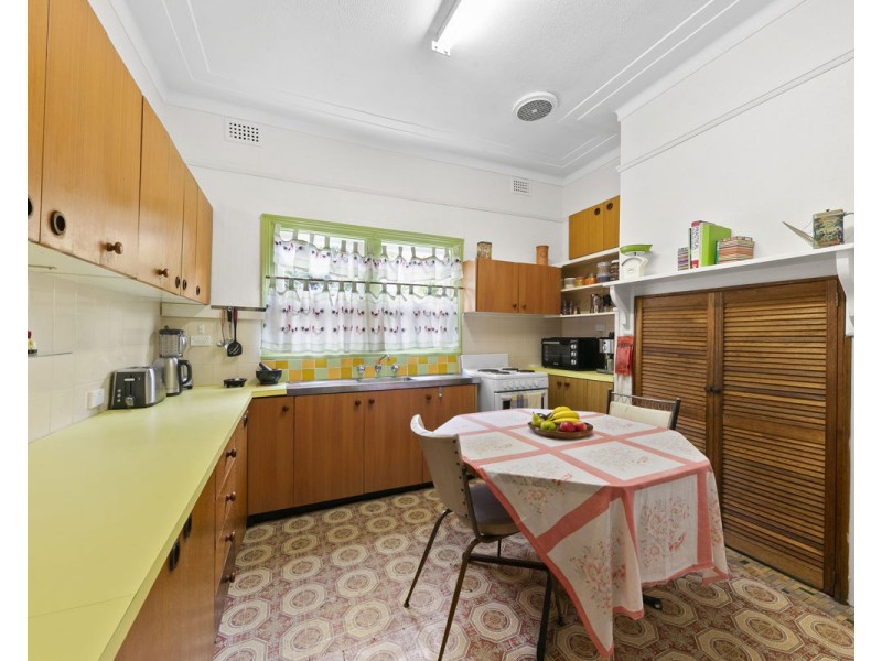 54 Woodstock Street, Guildford NSW 2161