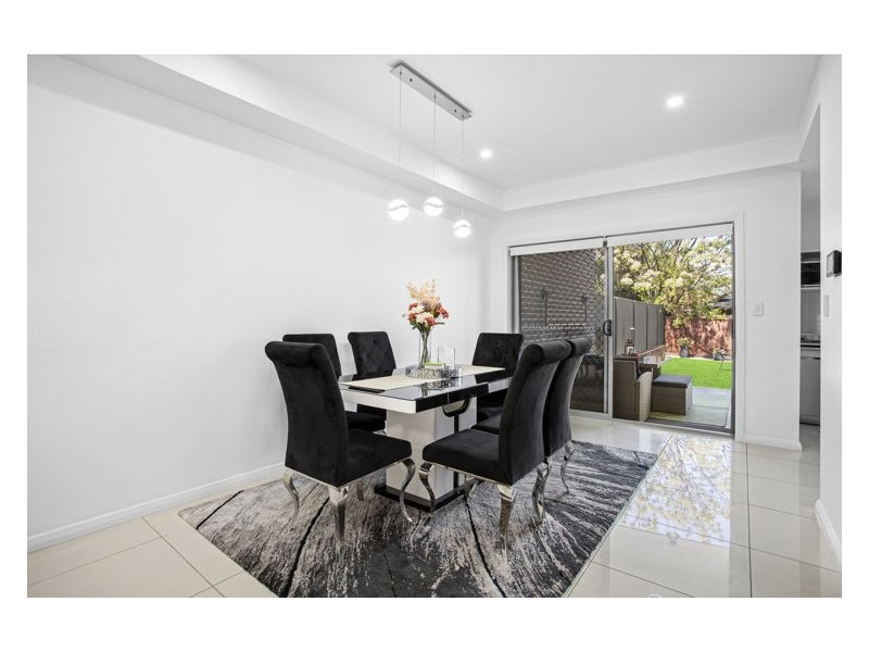 1/8 Mills Street, Merrylands NSW 2160