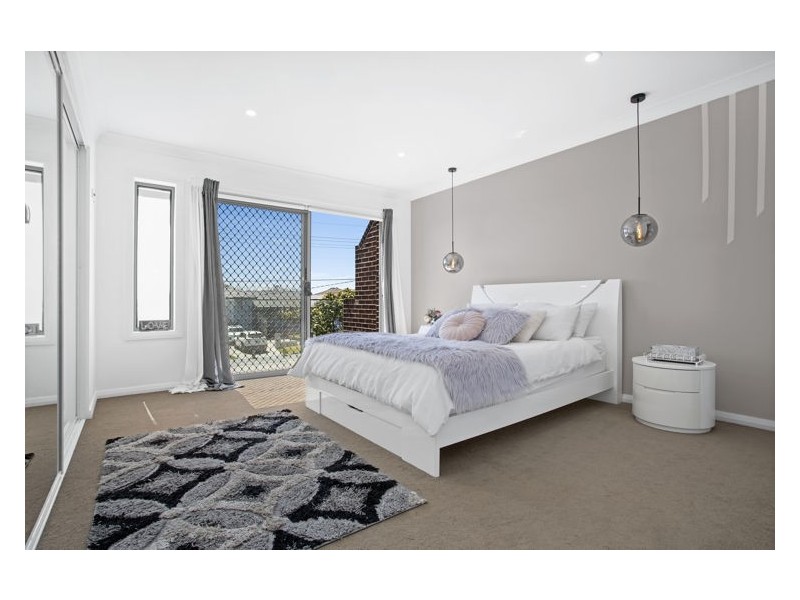 1/8 Mills Street, Merrylands NSW 2160