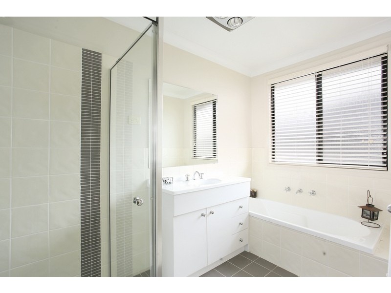 13 Bishop Avenue, Pemulwuy NSW 2145