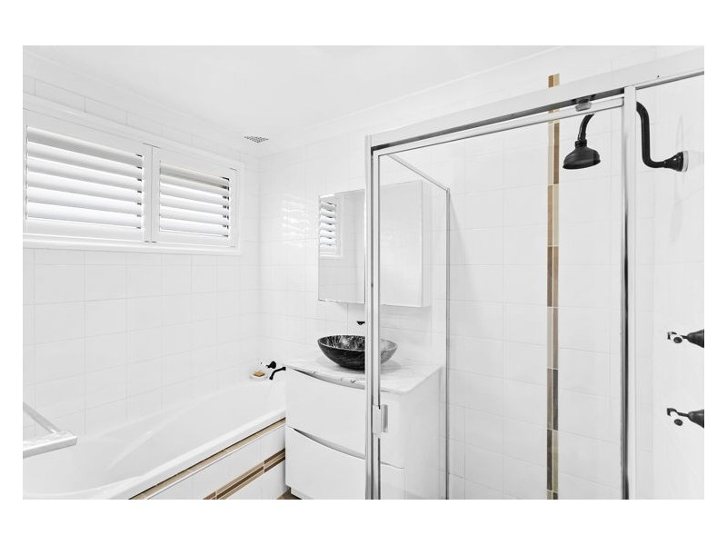 2 Bathurst Street, Greystanes NSW 2145