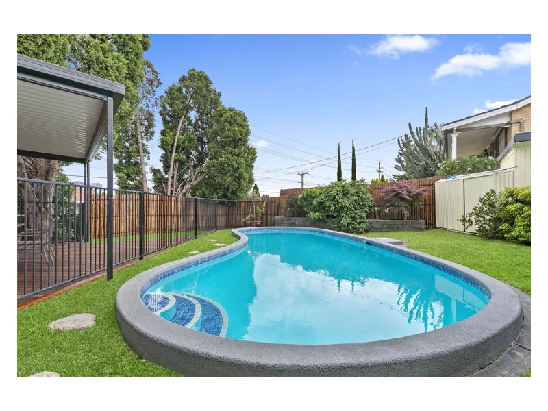 2 Bathurst Street, Greystanes NSW 2145