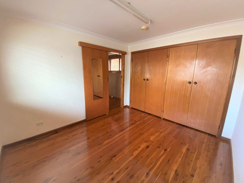 1A  Fisher Cres, Pendle Hill NSW 2145