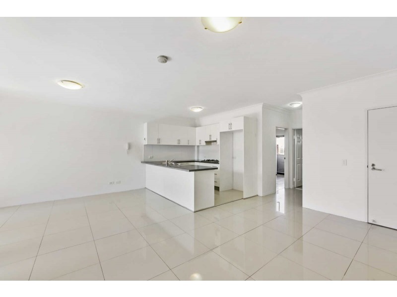 15/574 Woodville Road, Guildford NSW 2161