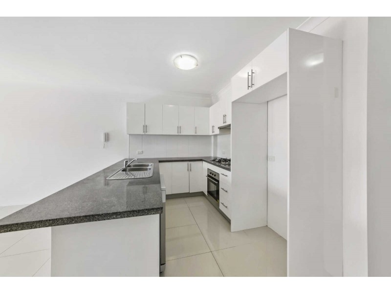 15/574 Woodville Road, Guildford NSW 2161