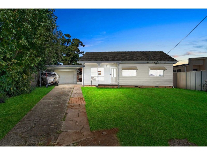 18 Winston Avenue, Guildford West NSW 2161