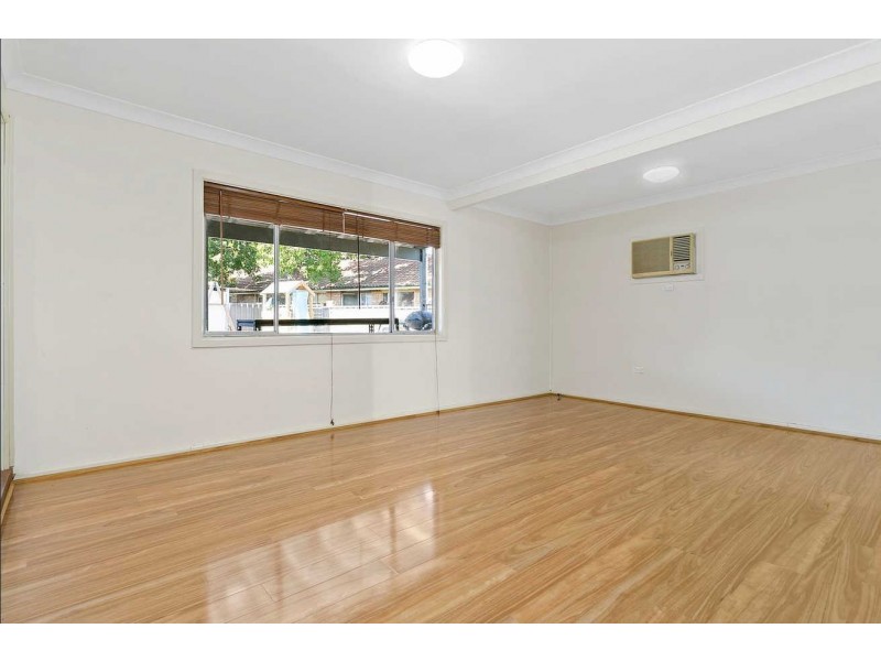 18 Winston Avenue, Guildford West NSW 2161