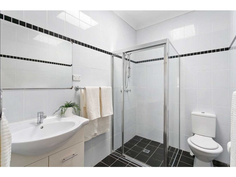 18 Winston Avenue, Guildford West NSW 2161