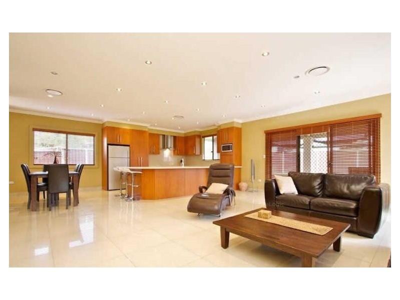 7  Flamingo Place, Pendle Hill NSW 2145