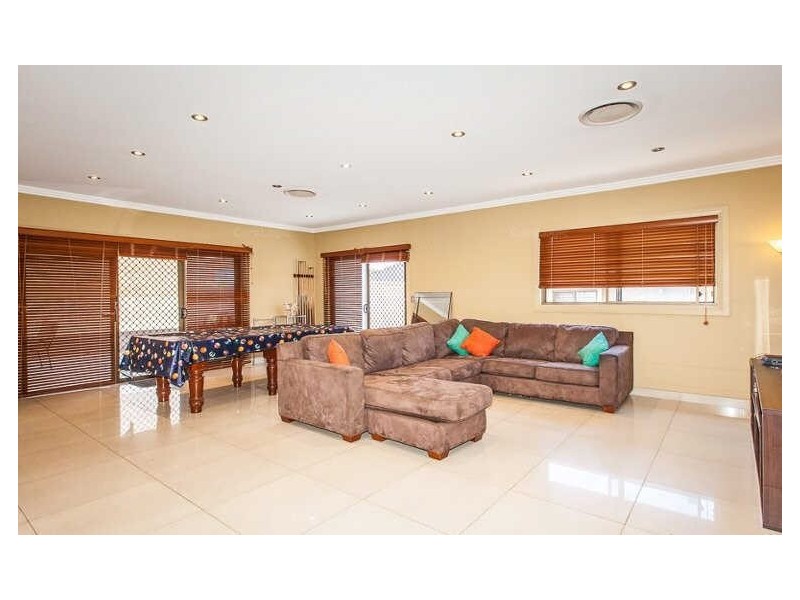 7  Flamingo Place, Pendle Hill NSW 2145