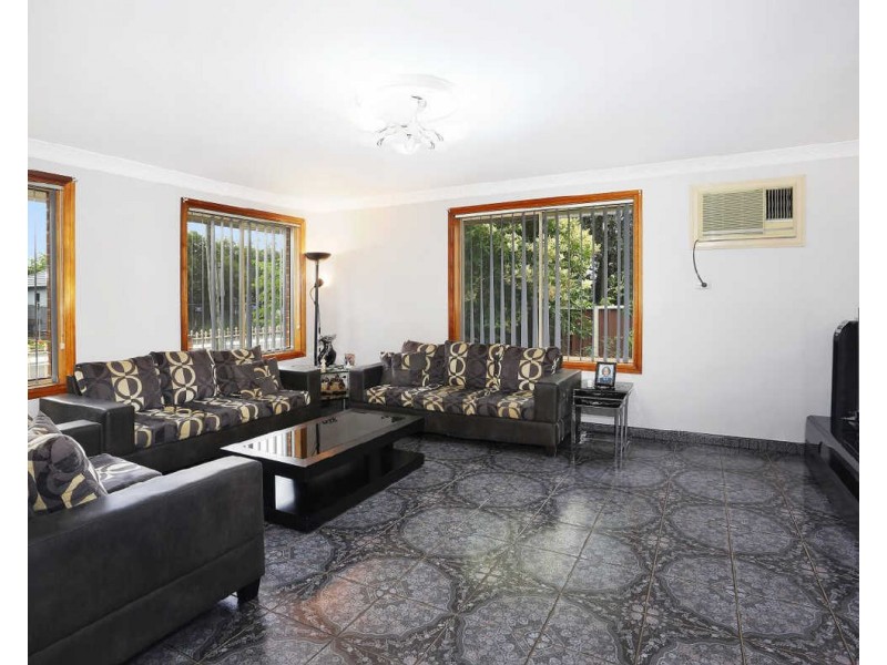 10 FOWLER ROAD, Merrylands NSW 2160