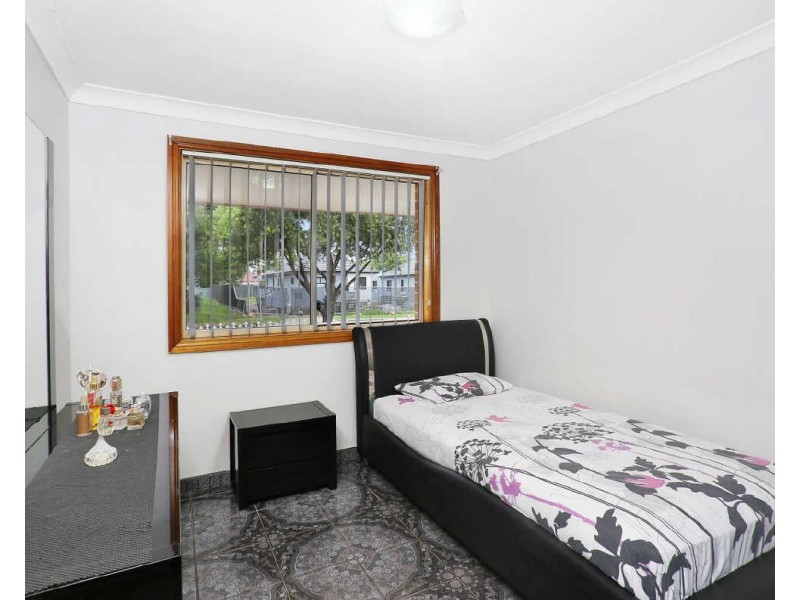 10 FOWLER ROAD, Merrylands NSW 2160