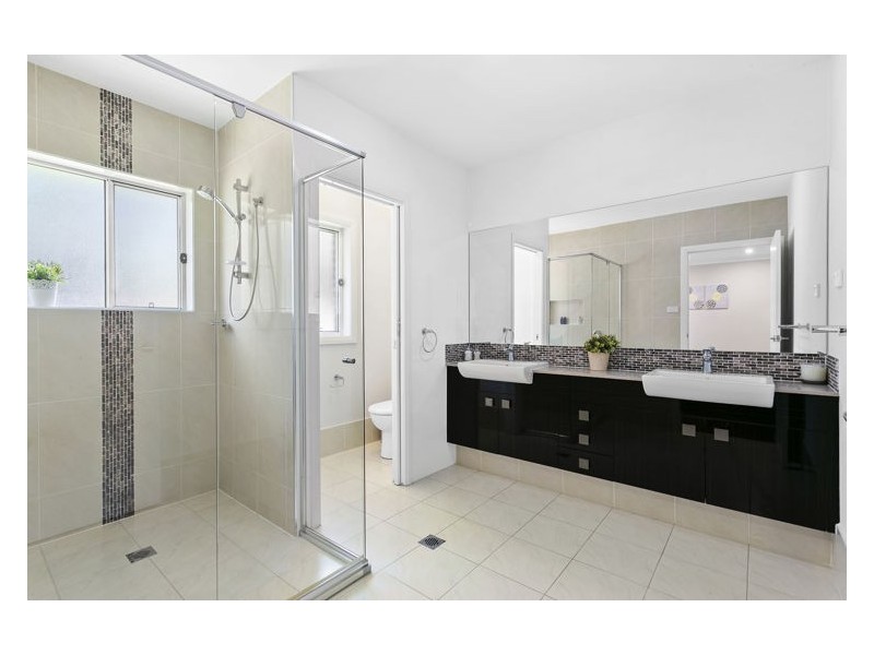 17 Austin Crescent, Constitution Hill NSW 2145