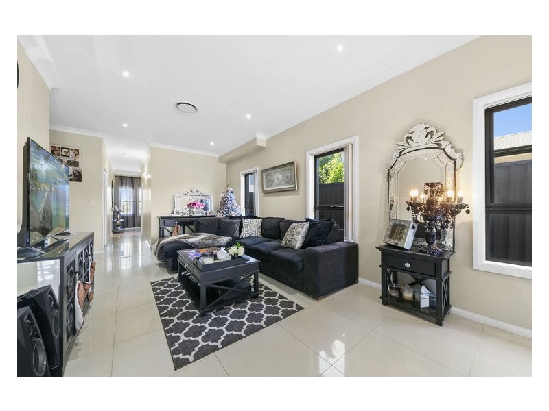 21a Hampden Road, South Wentworthville NSW 2145