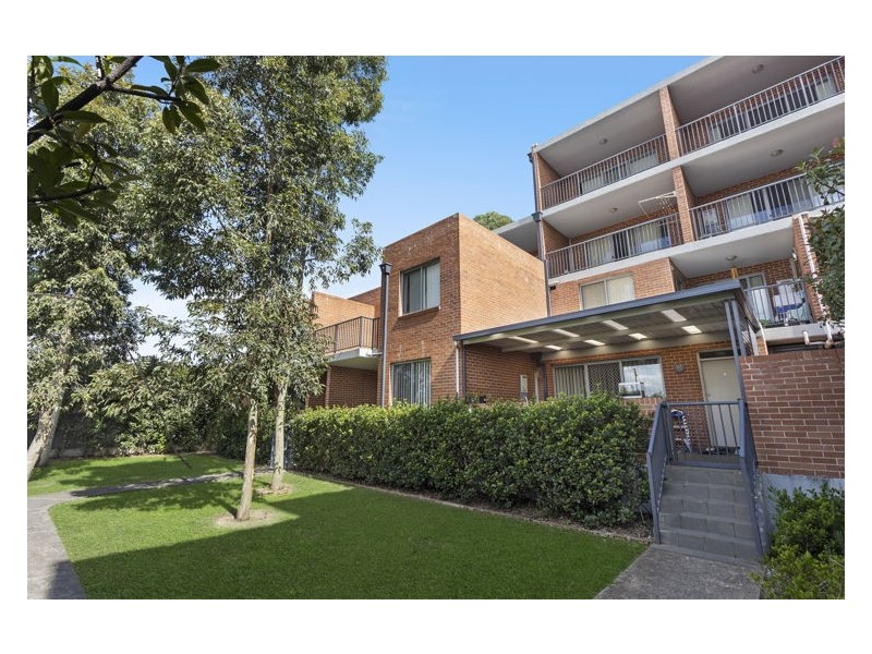 3/215-217 Woodville Road, Merrylands NSW 2160