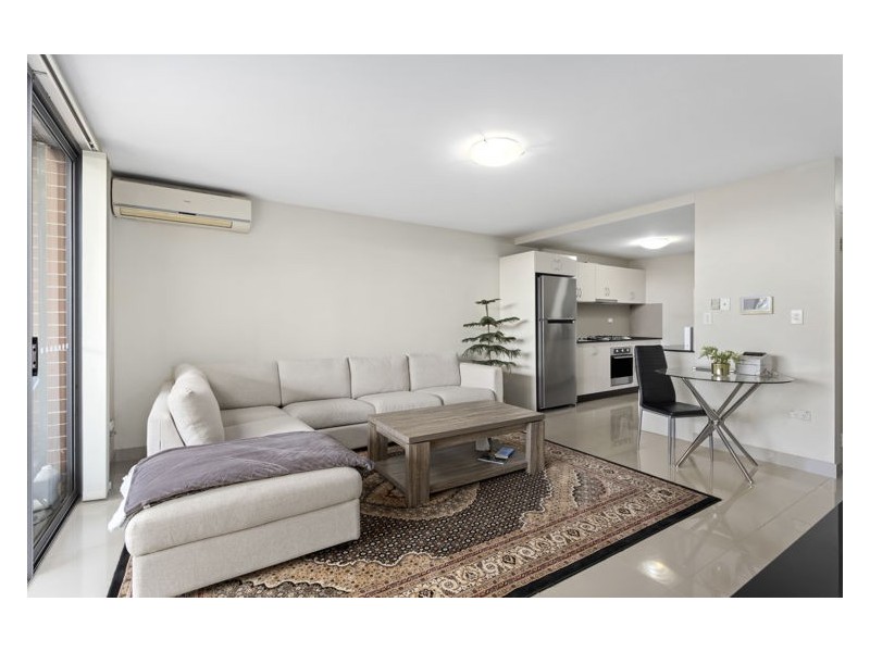 3/215-217 Woodville Road, Merrylands NSW 2160